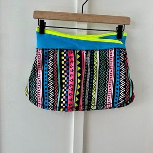 IVIVVA keep on track skirt blue aztec